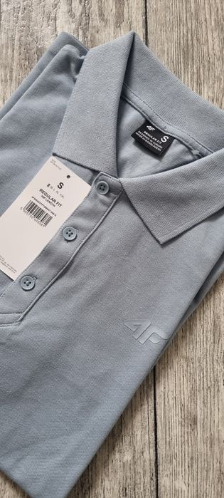 081: Elegancka koszulka Polo 4F męska rozmiar S jasno niebieska