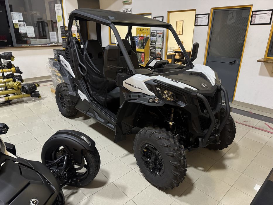 Can-Am Maverick Trail 700