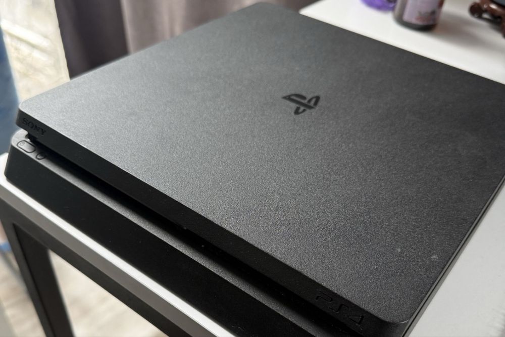 Поейстейшен 4 Slim 500gb