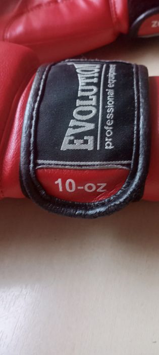Sprzedam rękawice bokserskie