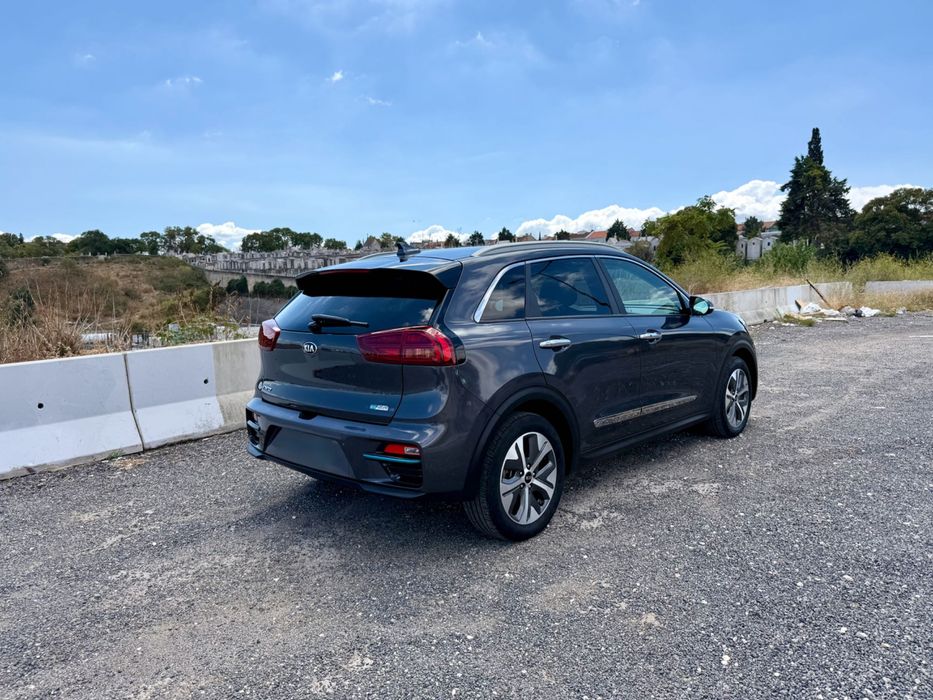 Kia e-Niro 64 kWh | 204 cv | 2020 | Bancos ventilados | 11kW AC | muito bom estado | + todos os equipamentos — photo 3