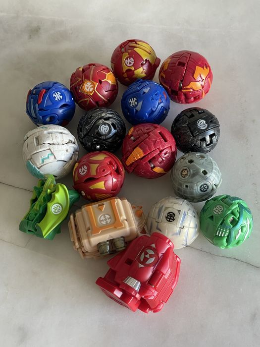 coleção de 16 Bakugans New Vestroia Gundalin Invadors