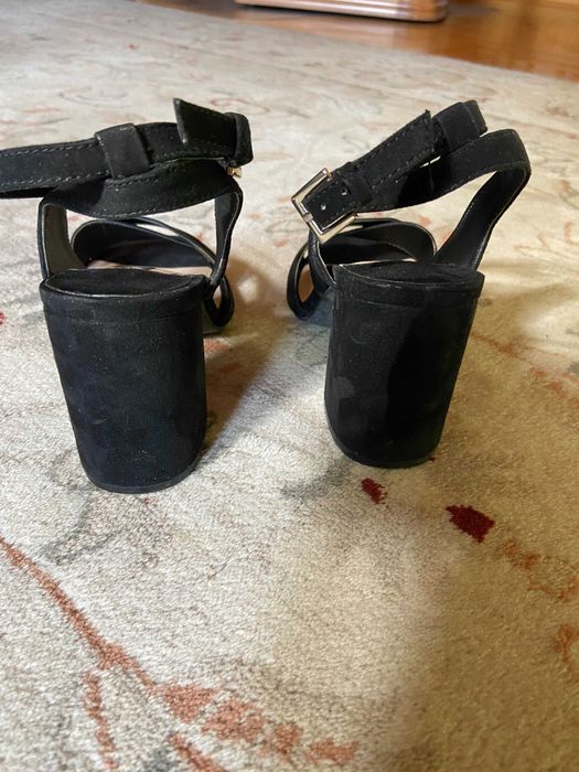 eleganckie sandałki damskie Stradivarius  dł. 24cm