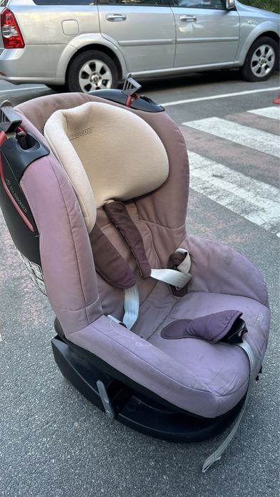 Автокрісло 9-18 кг