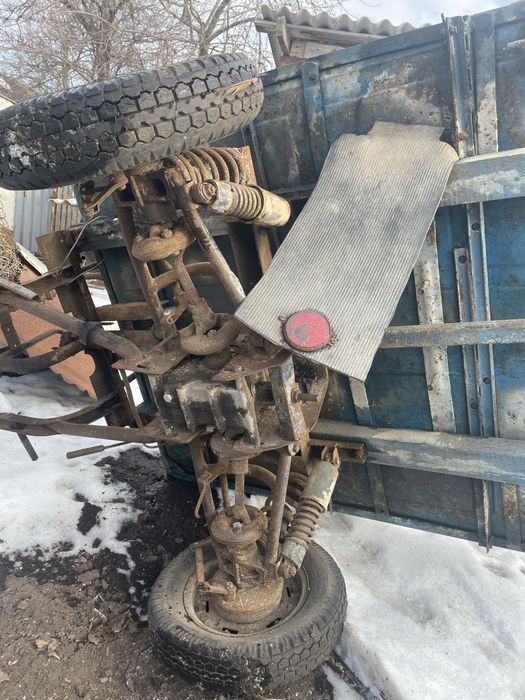 Задній мост на Муравей