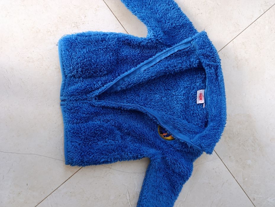 Дуже тепла кофта травка 98-104 в ідеальному стані