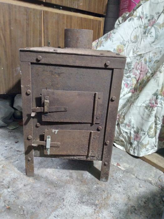 Буржуйка на дровах