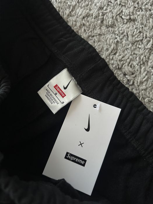 Штани Nike x Supreme