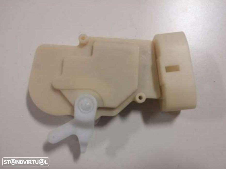 Pistola mecanismo fecho central toyota yaris (novas)