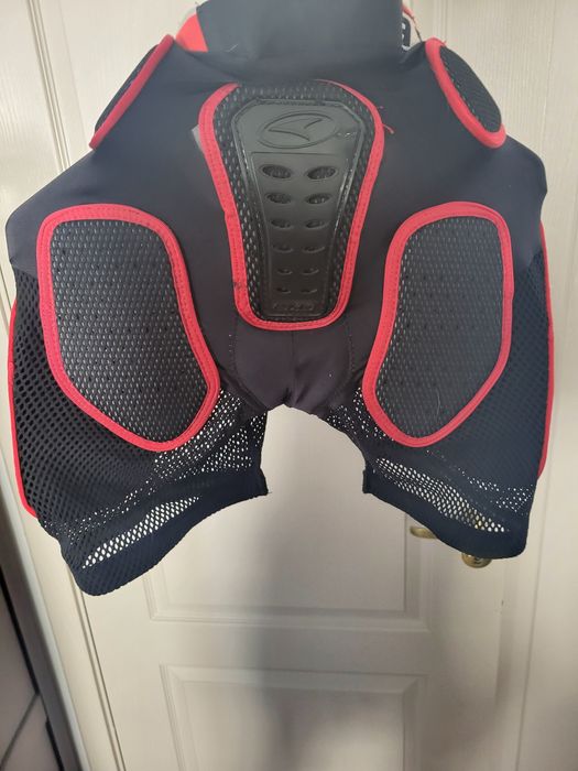 Spodenki z ochraniaczami snowboard DH bmx