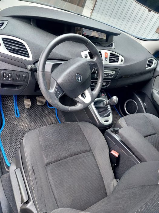 Renault Megane Scenic