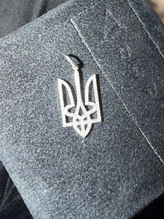 Подвеска Герб белое золото, бриллианты