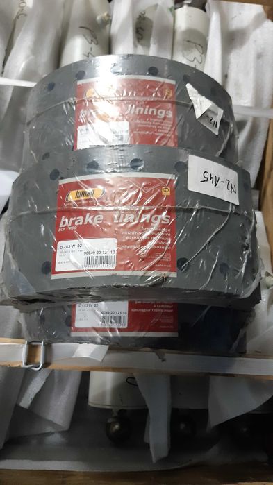 Okładzina hamulca przyczepa Autosan Sanok D83 wiercona szerokość 180mm