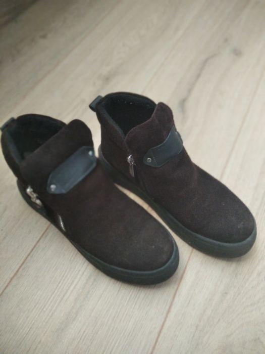 Стильне жіноче взуття