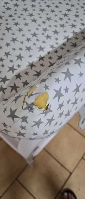 Vendo banheira com muda-fraldas Jané para bebé.