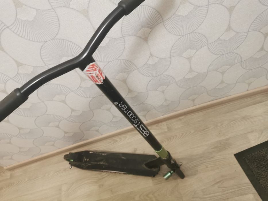 Самокат трюковий