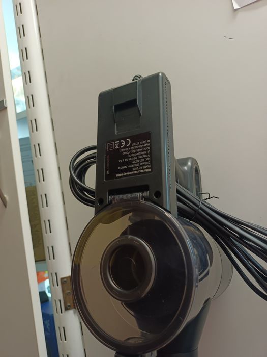 Odkurzacz bezworkowy 600W ręczny pionowy HUSLOG AD-2925 Komis Madej Sc