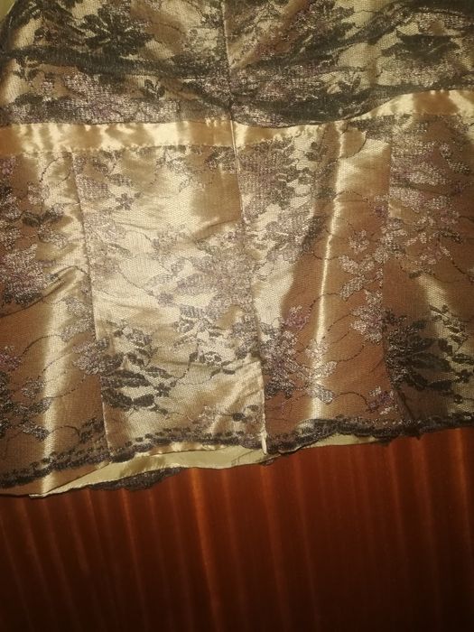 Vendo saia e top(conjunto)