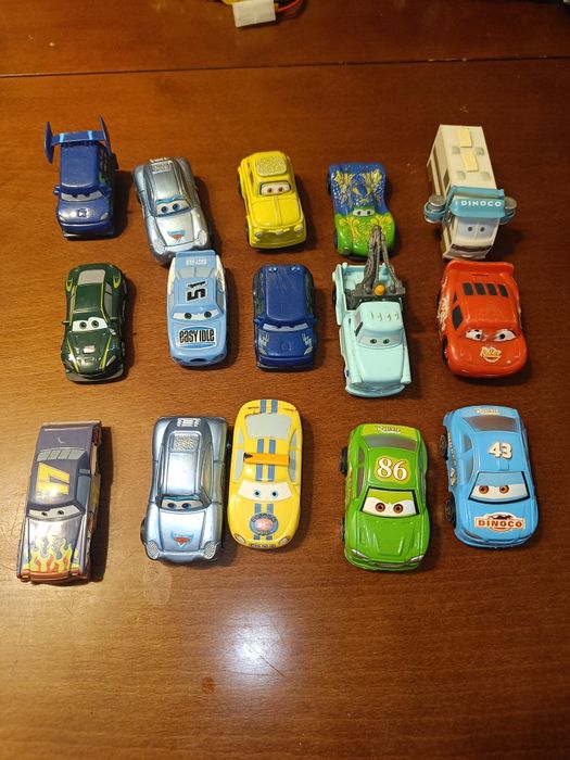 15 samochodów z filmu Auta