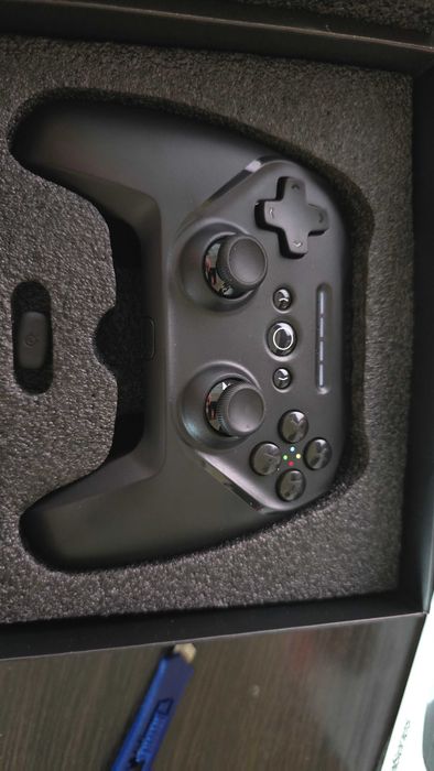 джойстик геймпад Бездротовий геймпад SteelSeries Stratus Duo майже новий. протестований. чудовий ігровий джойстік для ios android pc laptop smartphone