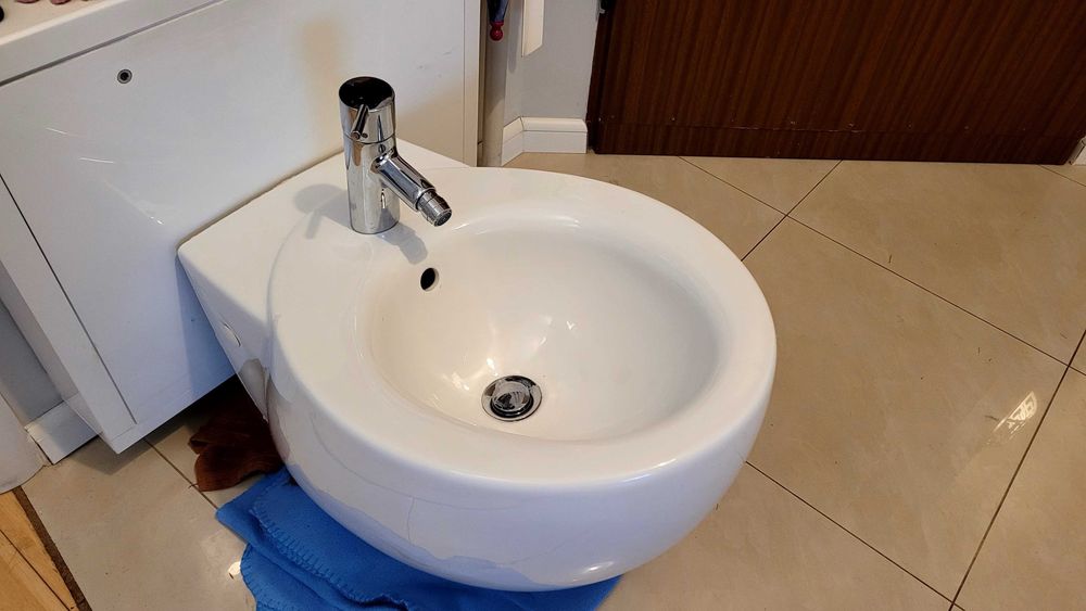 Bidet Villeroy & Boch + bateria Hansgrohe - stan bardzo dobry