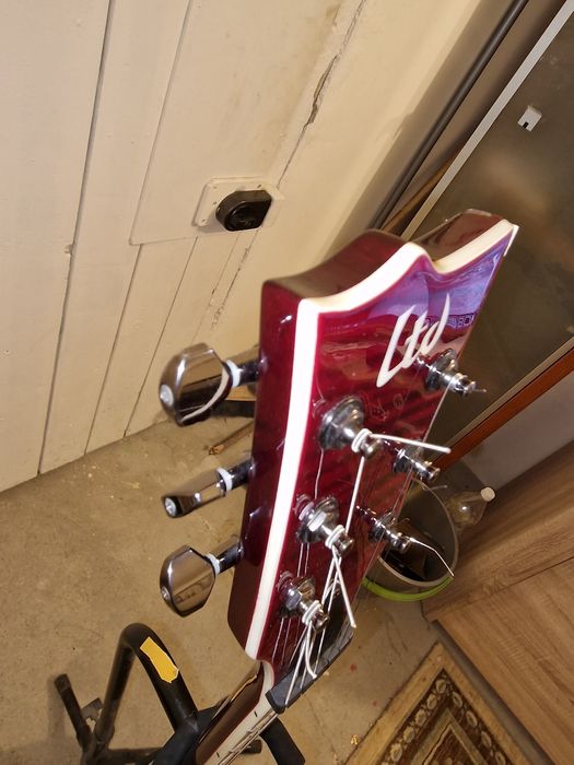 Esp Ltd Viper 300 FM EMG typ gibson epiphone sg