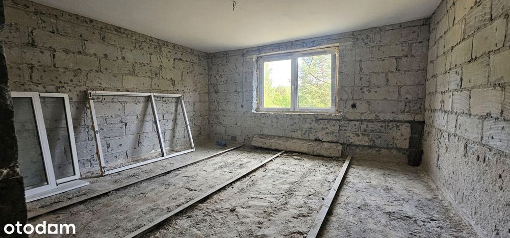 Dom z ogromnym potencjałem,9km od miasta, zielona kraina