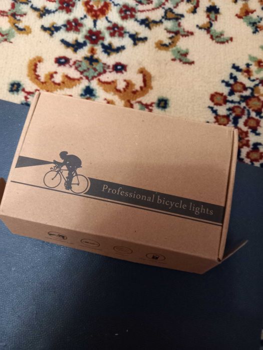 Велосипедная мощная фара (передняя) EOS610.