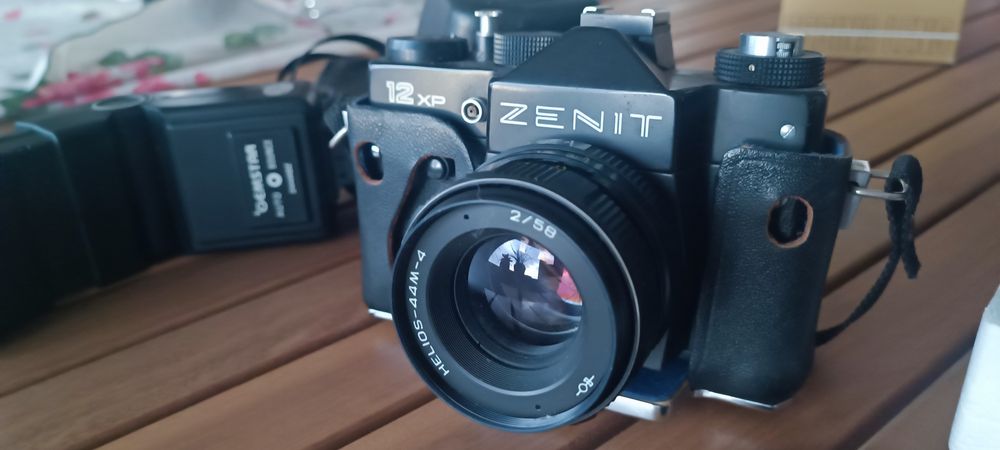 Máquina Fotográfica Analógica ZENIT 12XP SLR + 2 Lentes + Flash!
