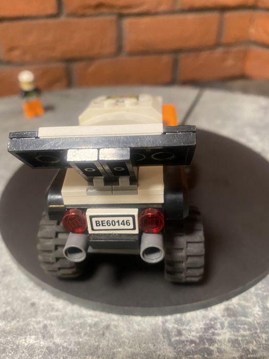 Lego City 60146 Kaskaderska terenówka