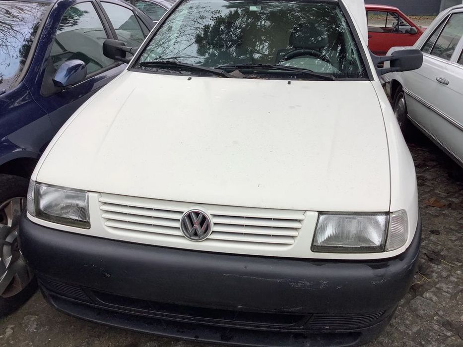 Volkswagen Caddy 2002 1.9 SDi 64cv - Para Peças