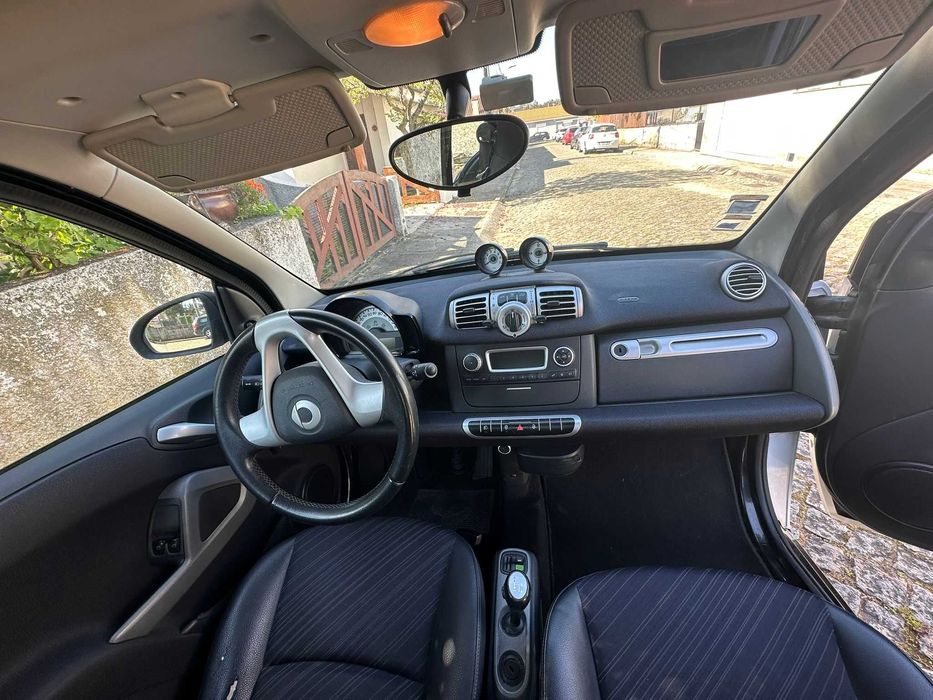 Vendo Smart Fortwo Coupé 1.0 MHD Pure 71cv – 2011