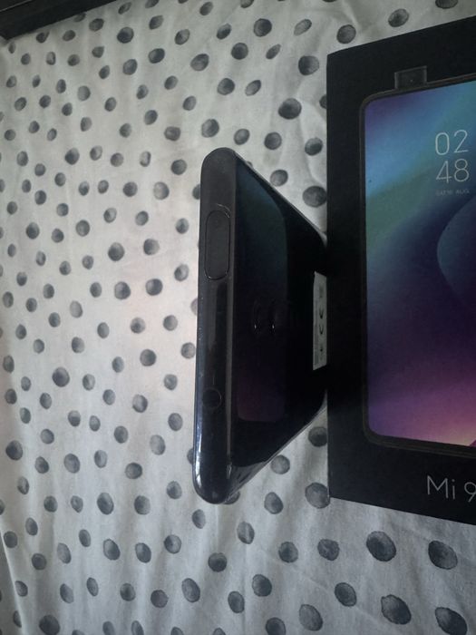 Xiaomi mi 9t 6/64 гарний стан