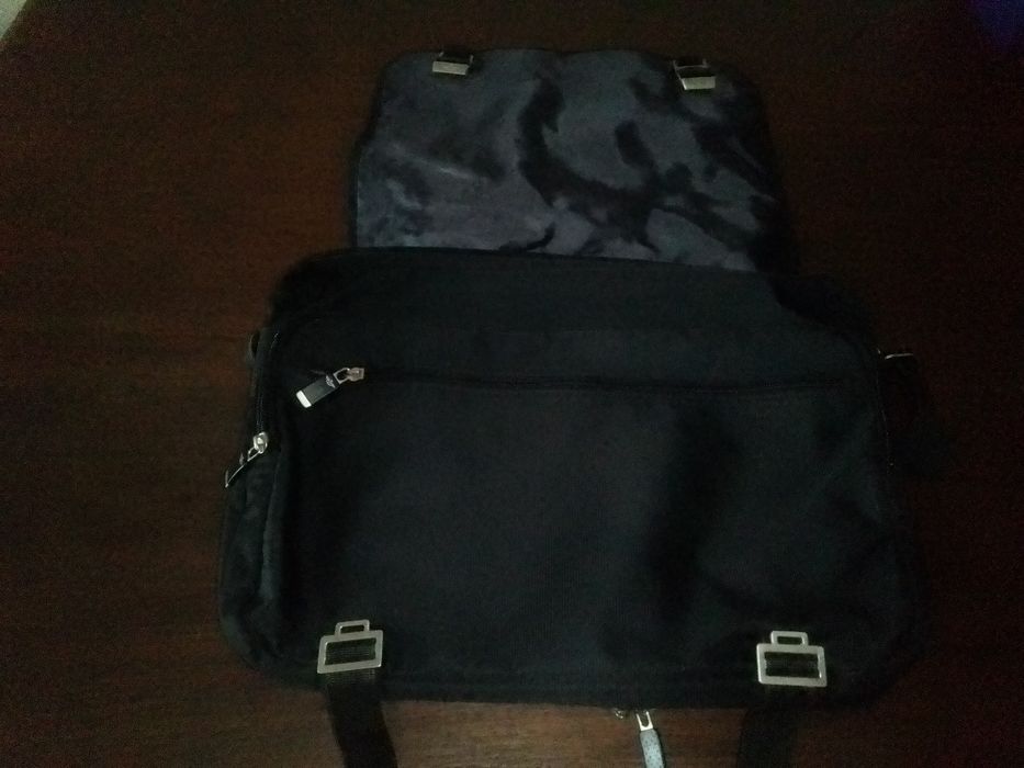 Duas malas para  computador . Promoção romoção