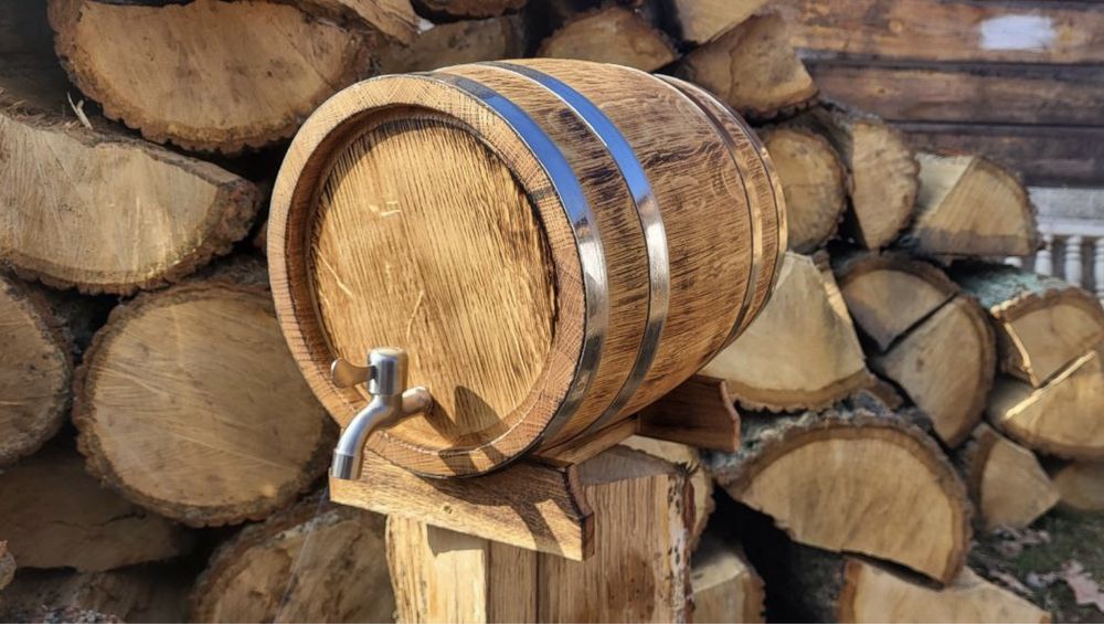 Дубова бочка від виробника