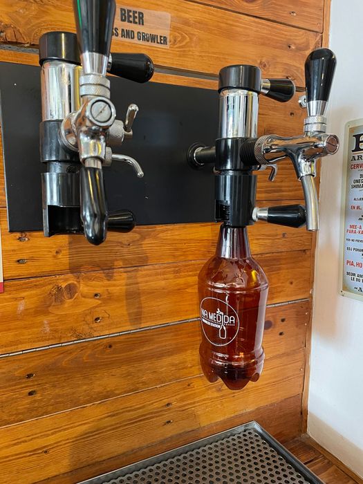 Torneira contrapressão de cerveja e gasosos