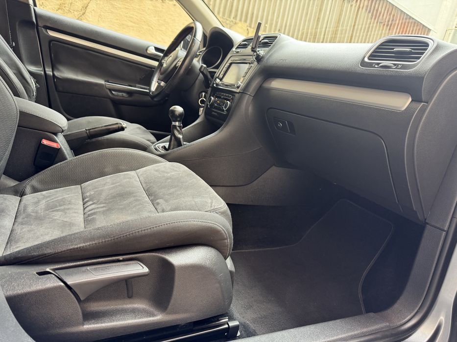 VW Golf VI Variant 1.6 Tdi - Highline - Nacional
