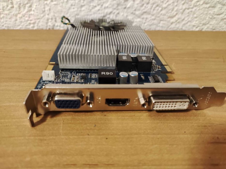 вiдеокарта 2GB  HDMI для простих iгор - доставка по мicту