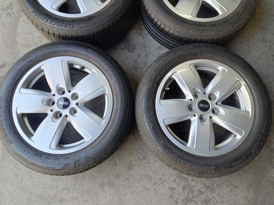 Felgi aluminiowe 16" 5x112 7j 52et Mini BMW Seat Mercedes Seat VW f28