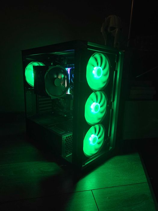 KOMPUTER GAMINGOWY I5-14600K 32GB ram monitor 1440p 180hz