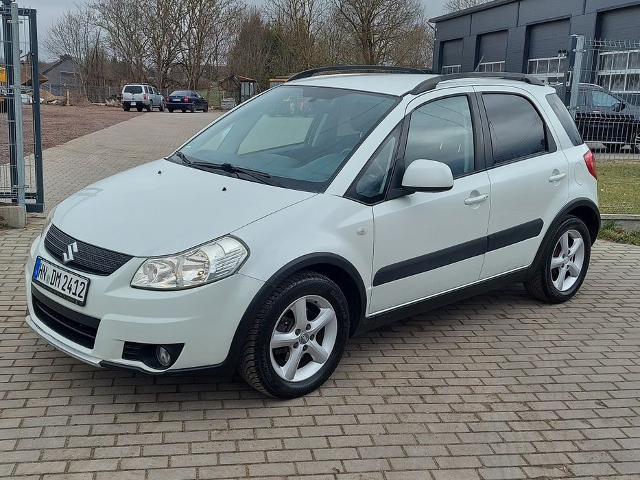 Suzuki SX4*1.6 Benzyna 107KM*16 Alu*Biała Perła*Zero Rdzy*Niemiec!