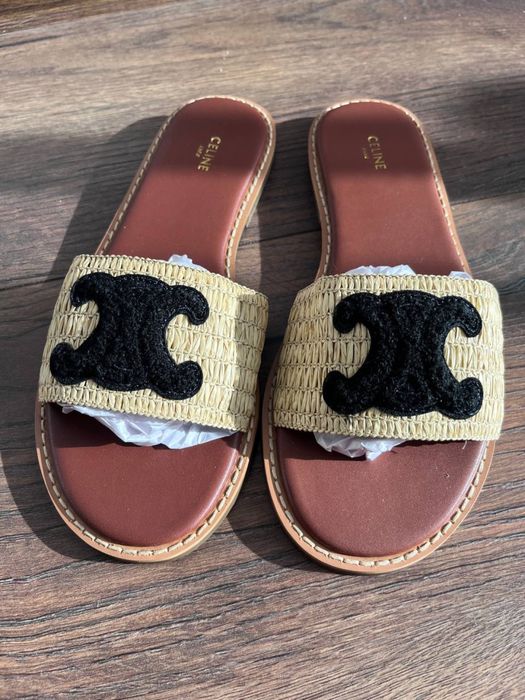 Шлепанці селин.