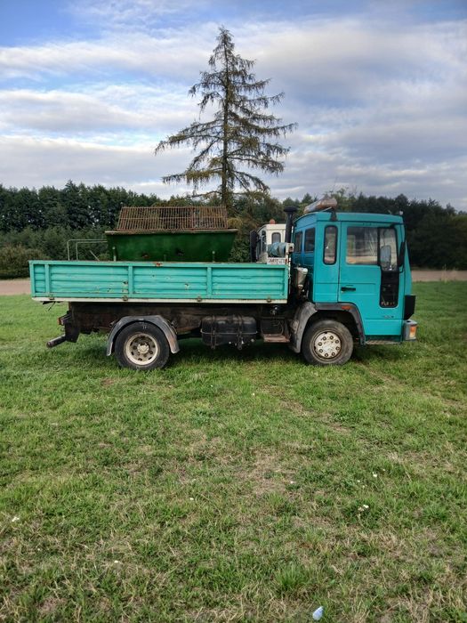 Piaskarka Volvo FL6