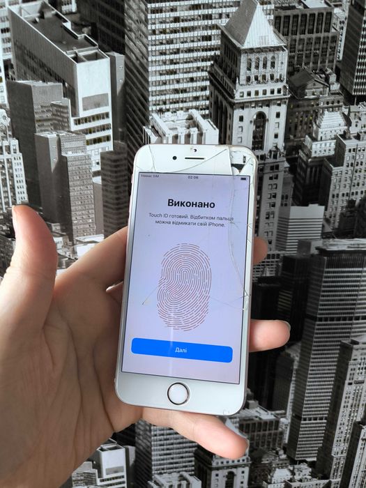 iPhone 6s 16Гб iOS