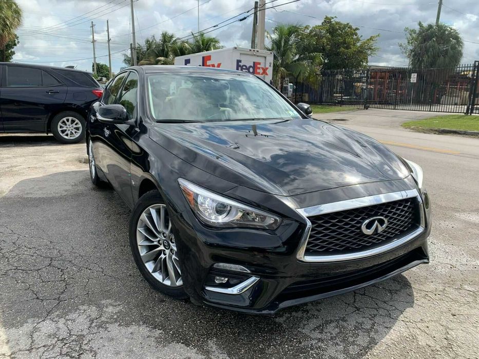 Крыло переднее Правое и Левое 2018 Infiniti Q50 РАБОТАЕМ