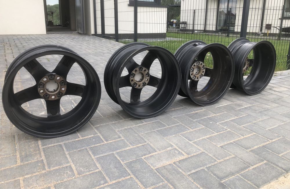 Felgi BMW z czujnikami ciśnienia 17"