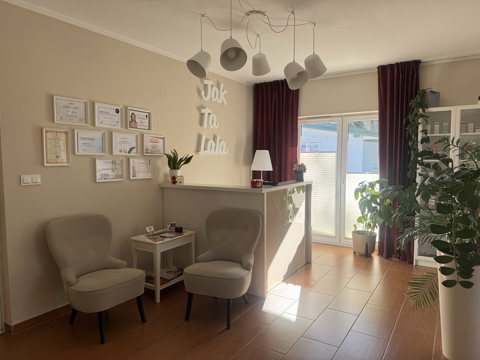 Gabinety w salonie kosmetycznym do podnajęcia na miesiące/dni.