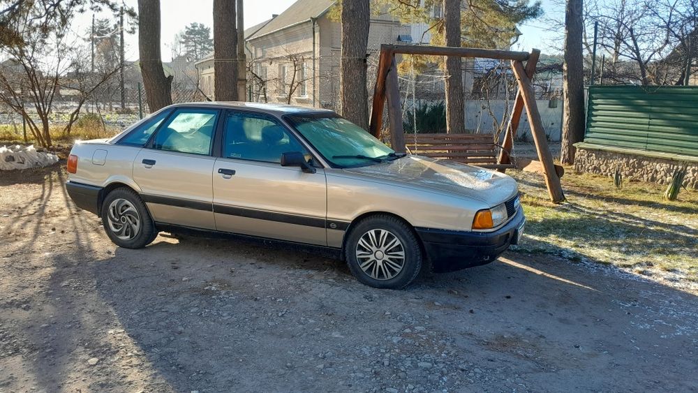 Продам ауди 80б3 1,8 газ бензин