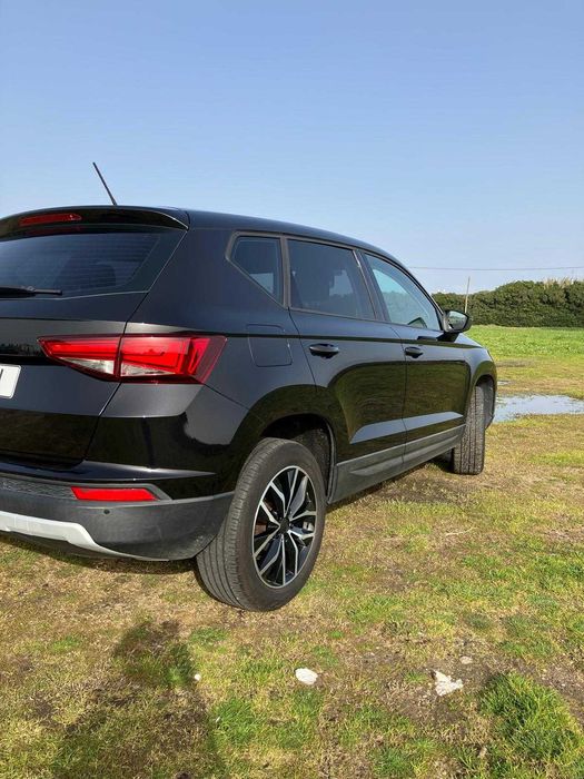 SEAT Ateca SUV Diesel 1.6 TDI car play e sistemas de assistência à condução