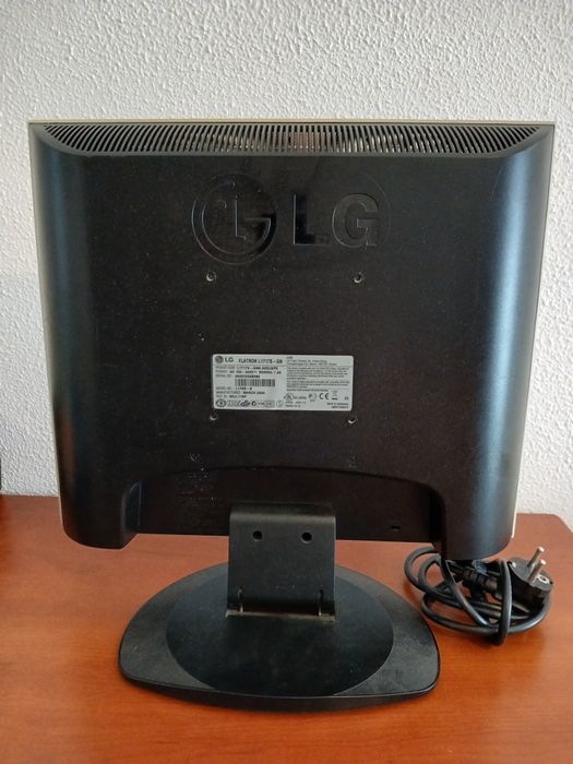 Monitor LG Flatron L1717S 17'' VGA Cinza